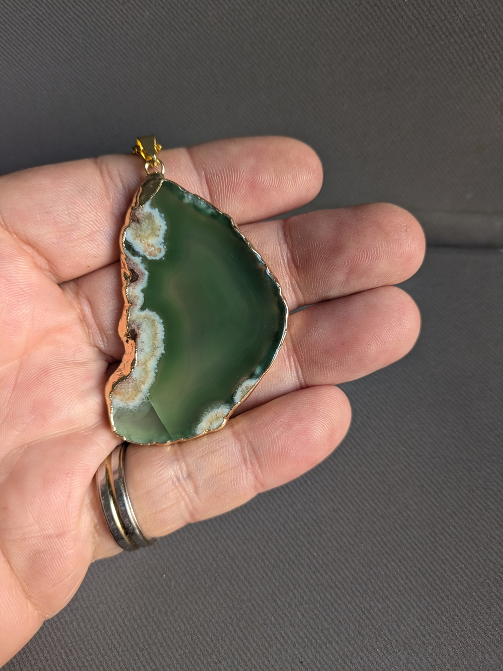 Green Agate Slice Pendant Necklace - Gold Trim
